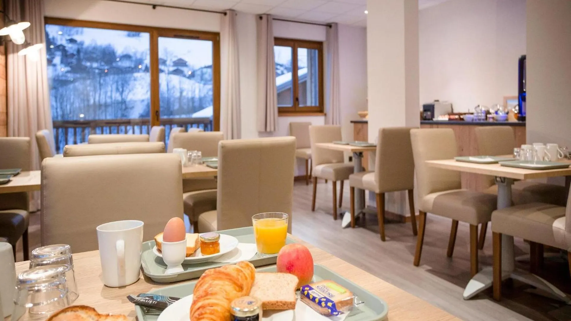 Pet-Friendly Holiday Home With Scenic Views Beaufort  0*, Beaufort (Savoie)